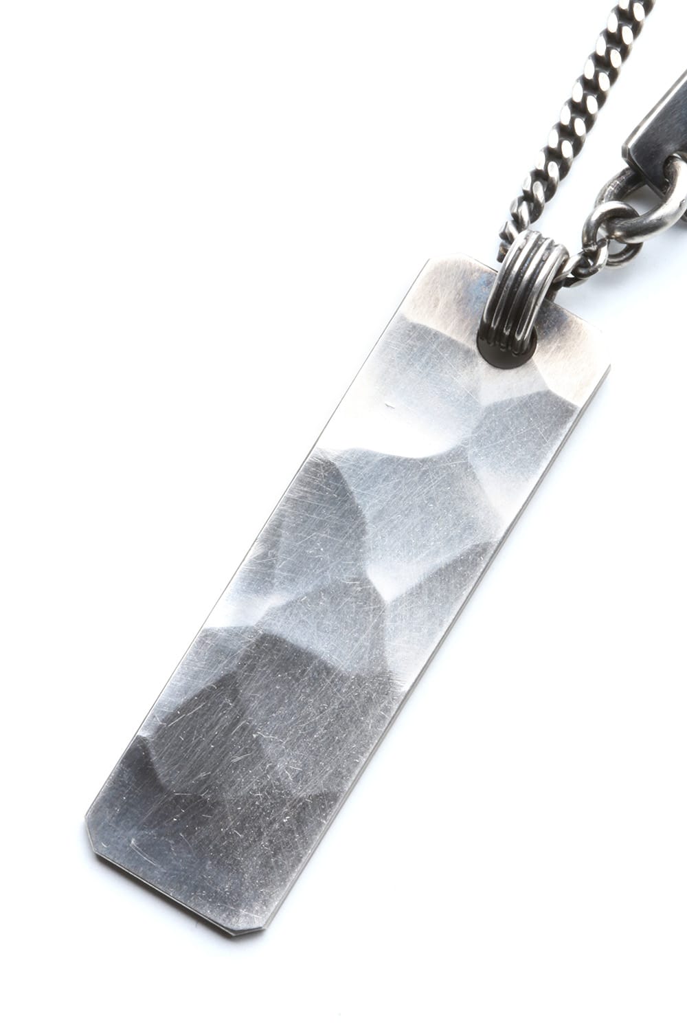 NECKLACE TAG HAMMERED