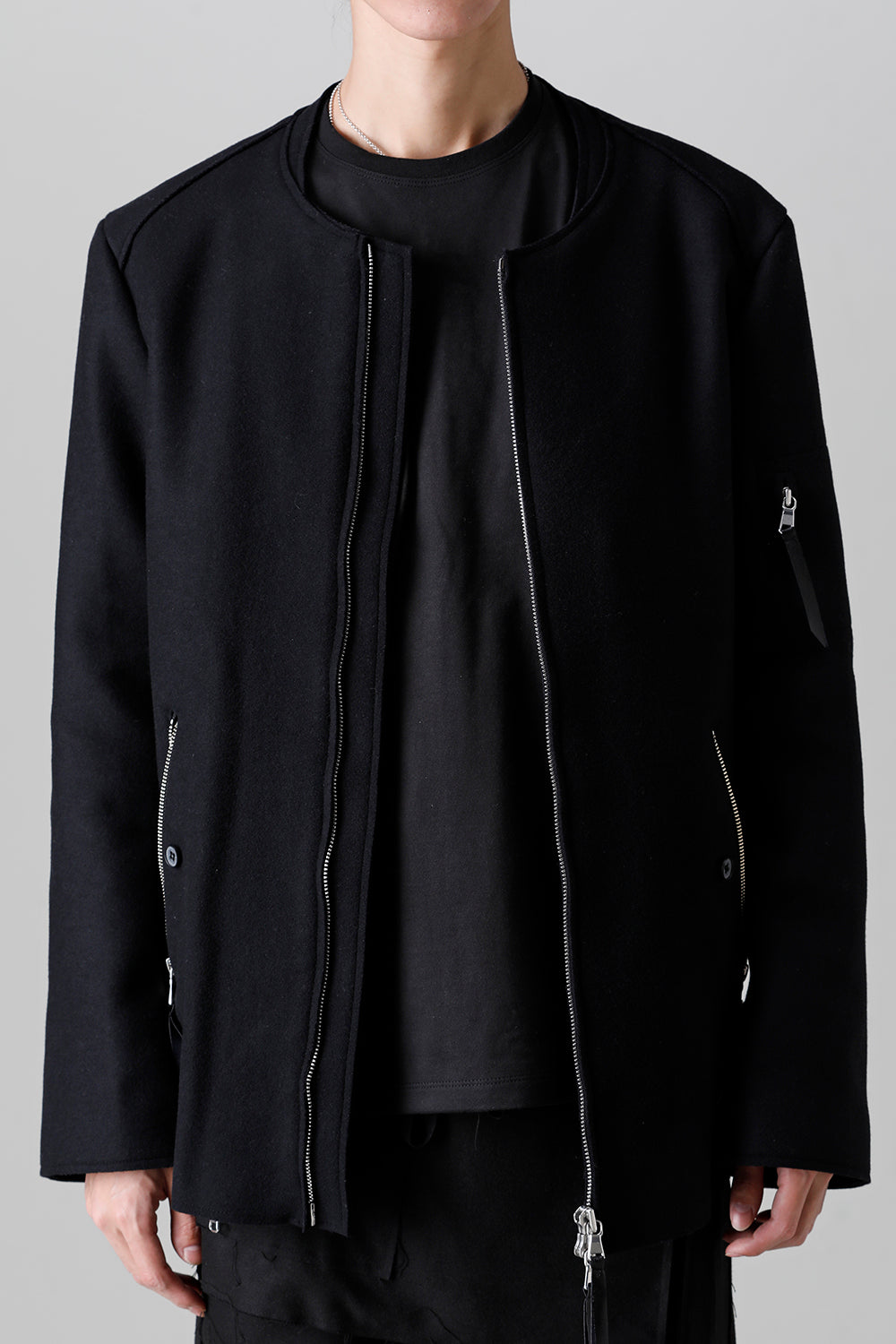 SIGNATURE BOMBER JACKET Black