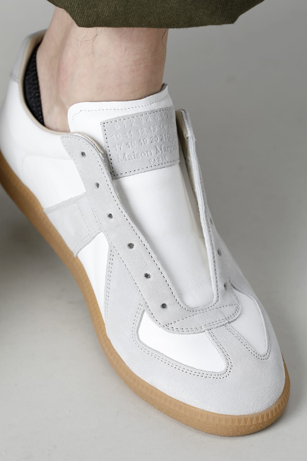 レプリカ ロートップ スニーカー