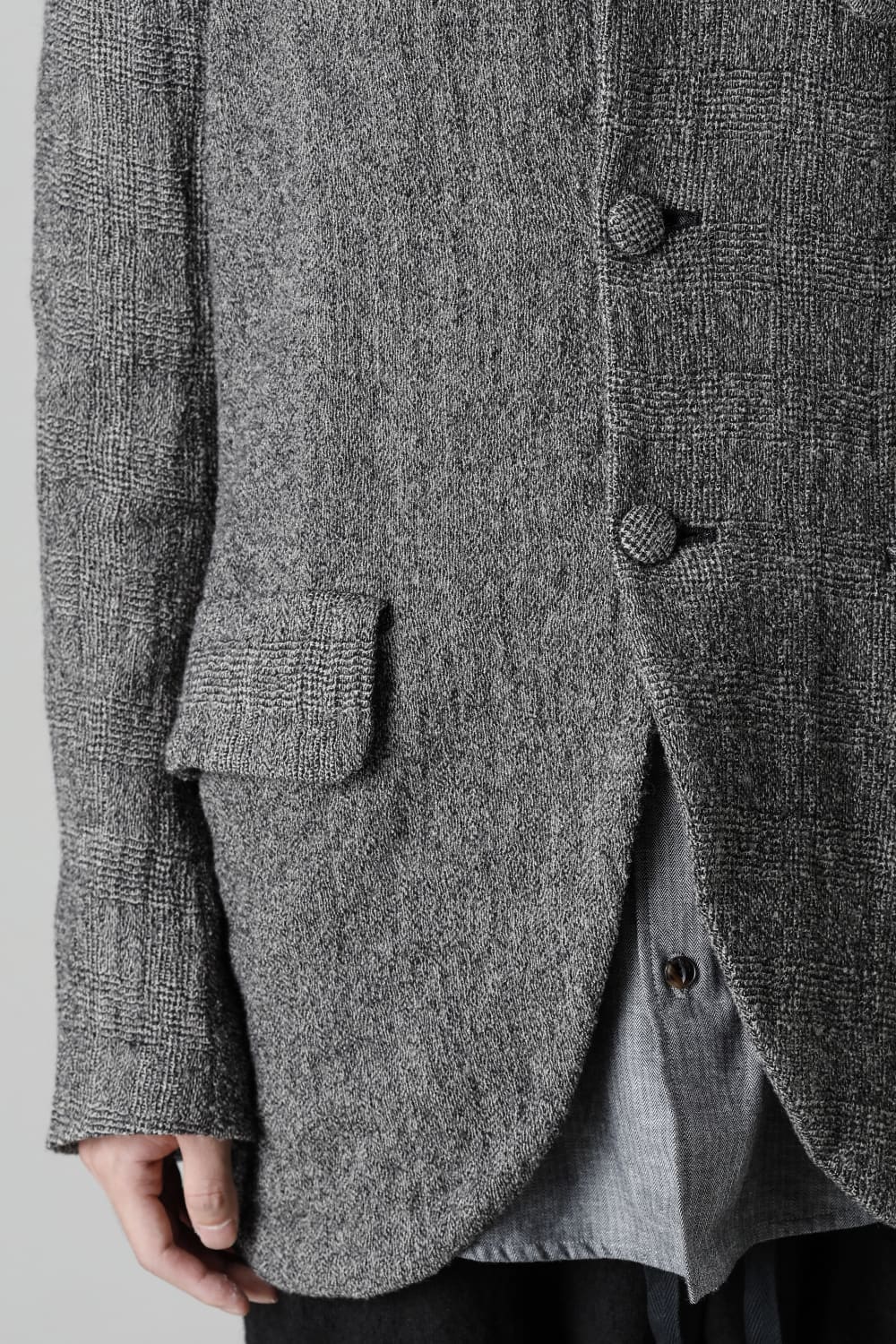 Semi Peak Lapel 2-B Jacket