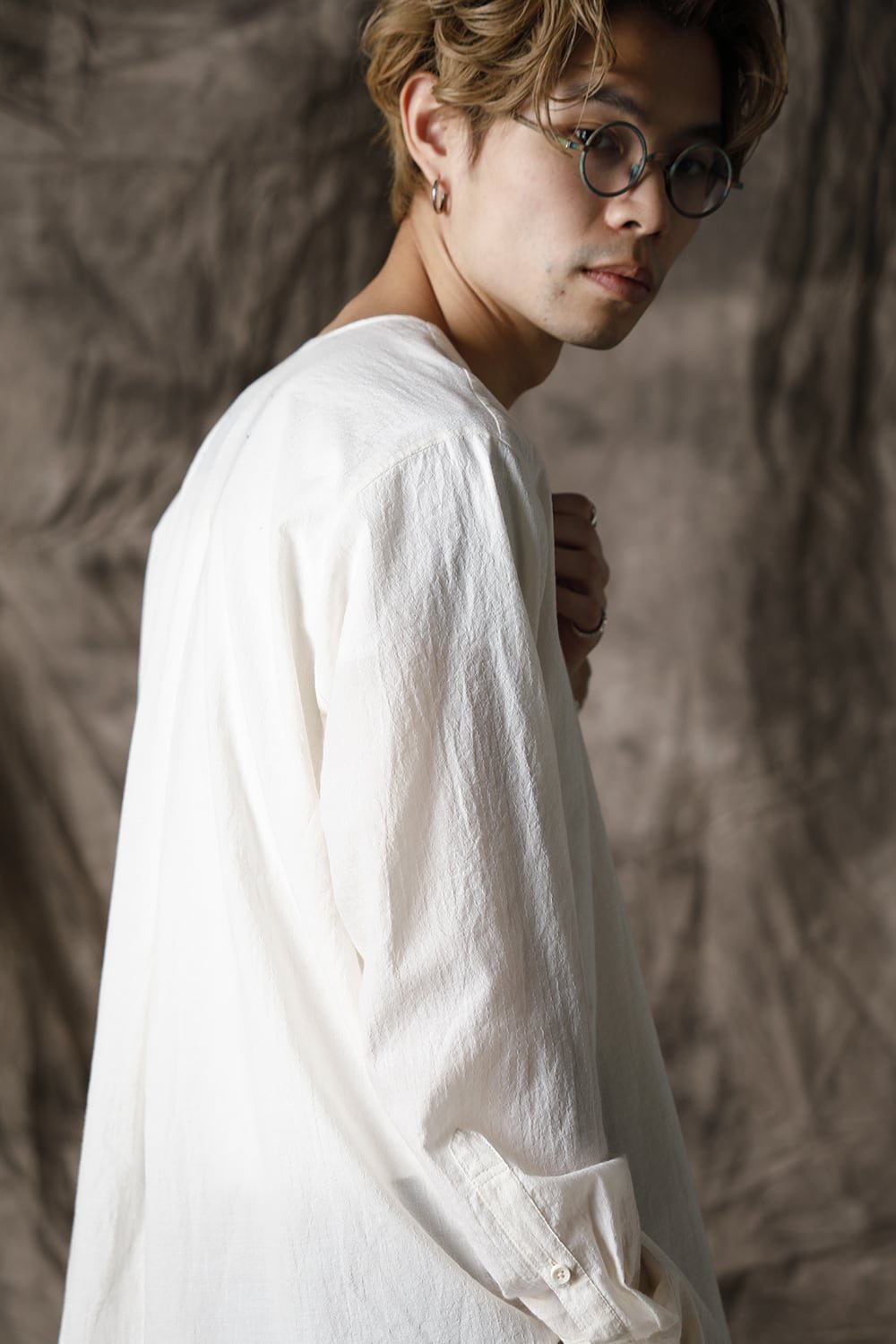 NO COLLAR TRIXIE TOP EMPATA