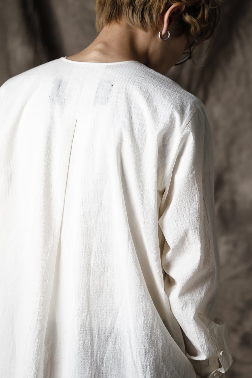 NO COLLAR TRIXIE TOP EMPATA