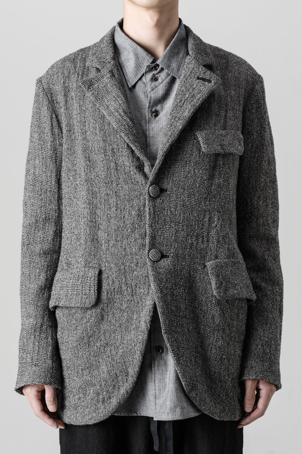 Semi Peak Lapel 2-B Jacket