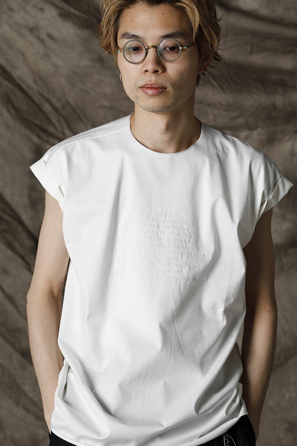 エンブロイダリー フレンチスリーブ T-シャツ ホワイト