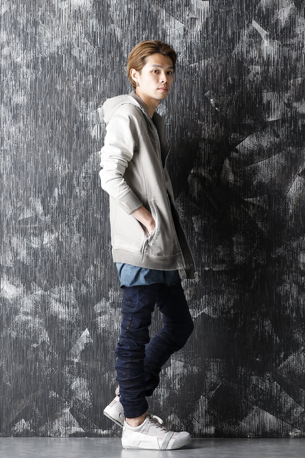 P13-F1939 - Dark Blue