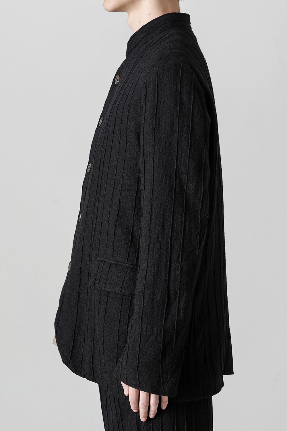 プリーツド ウール スタンド カラー ジャケット