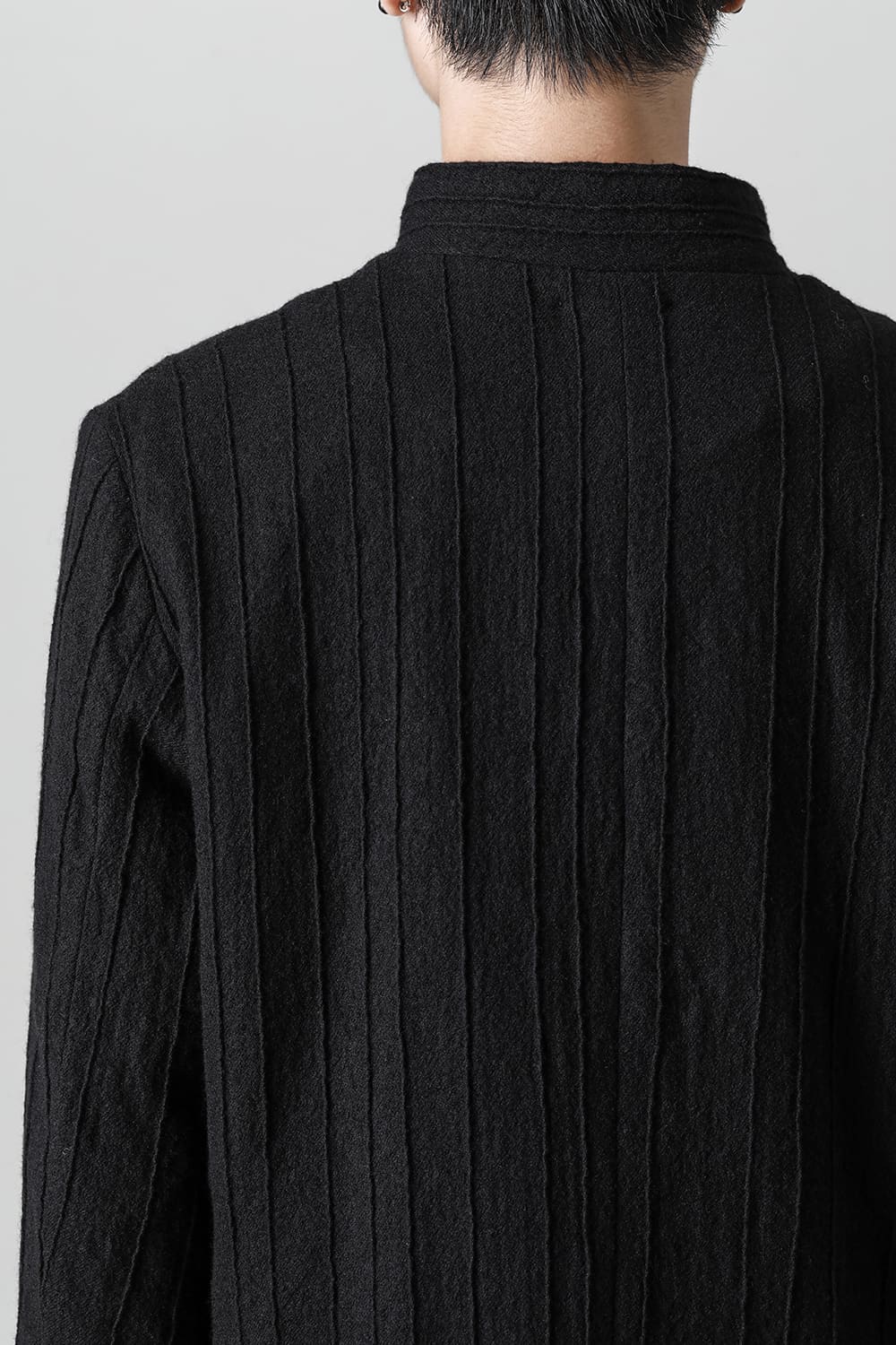 プリーツド ウール スタンド カラー ジャケット