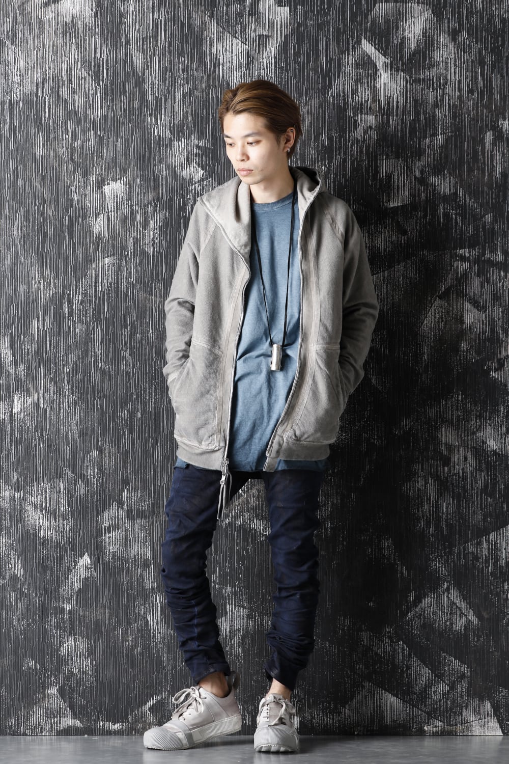 P13-F1939 - Dark Blue