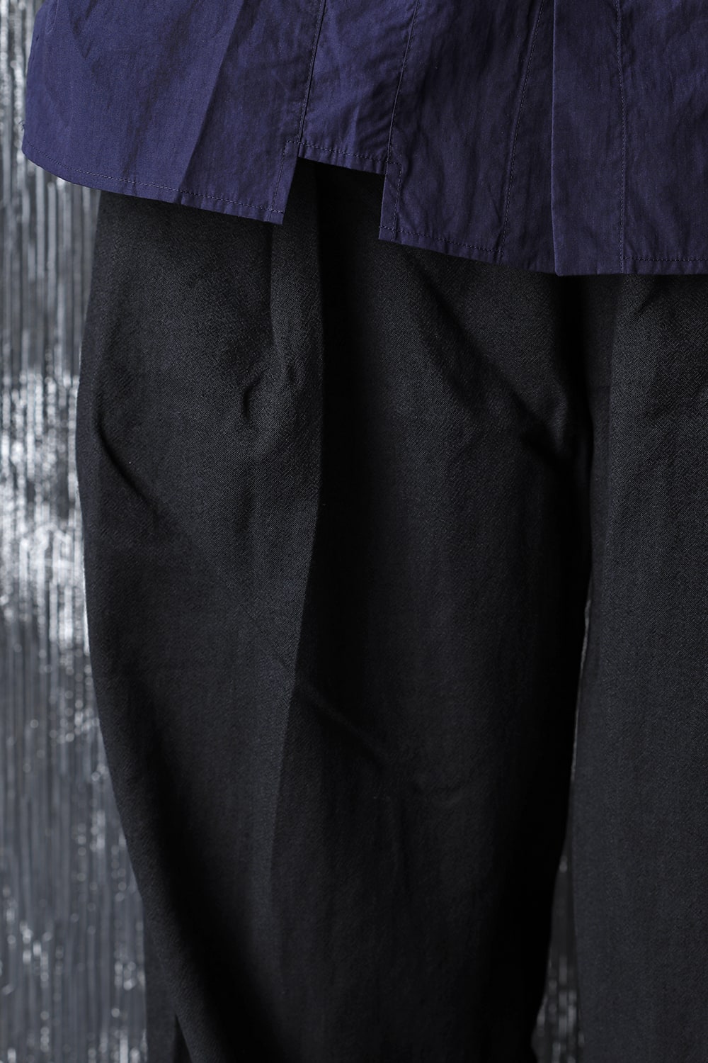 Wool Silk Tuck Wide Pants