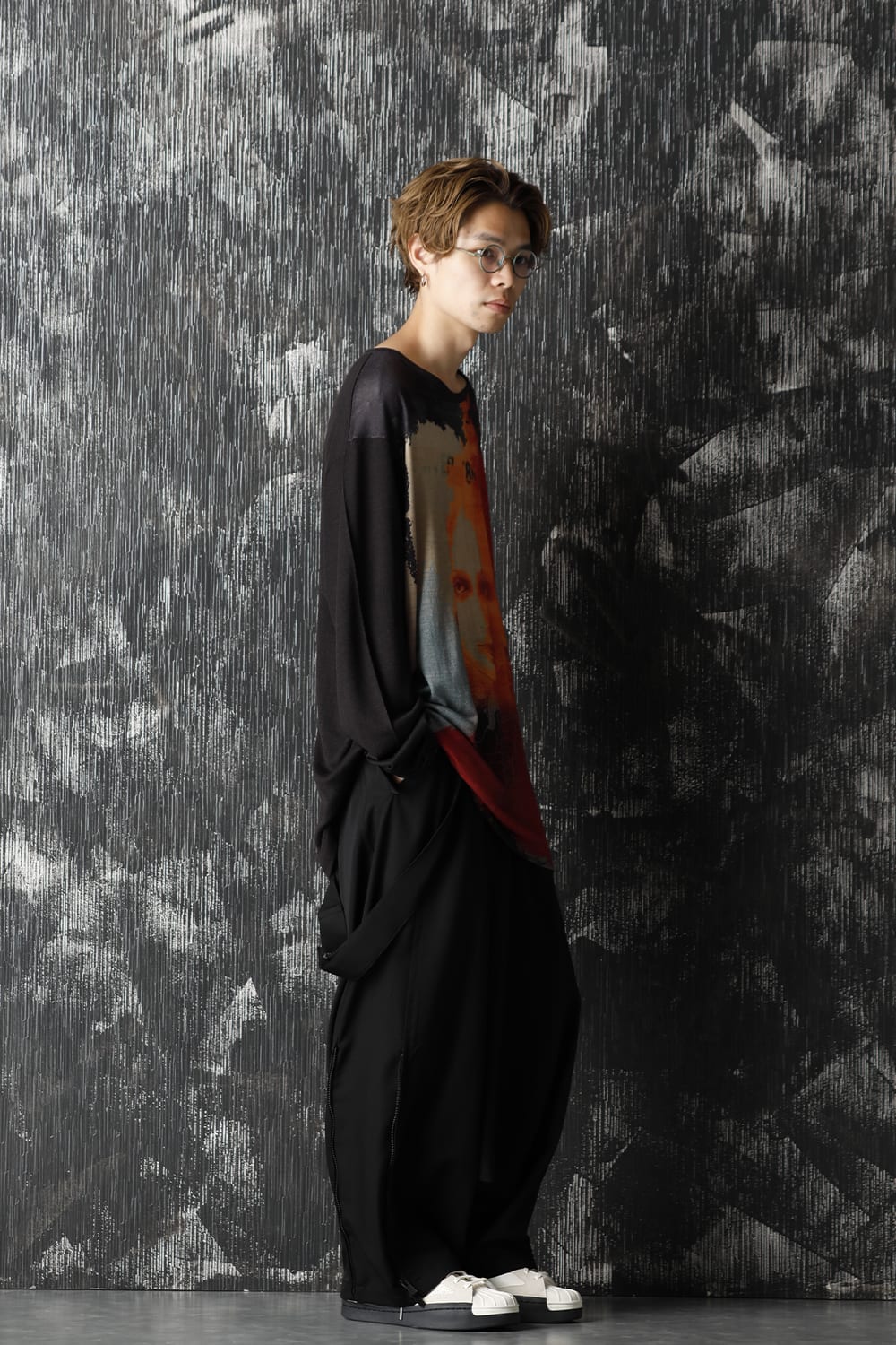 ラウンド ネック 内田すずめ プリント T-シャツ