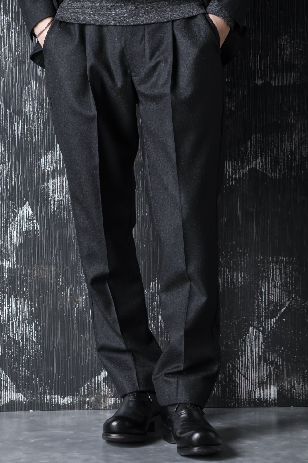 No Mulesin Wool Cashmare One Tack Slim Pants