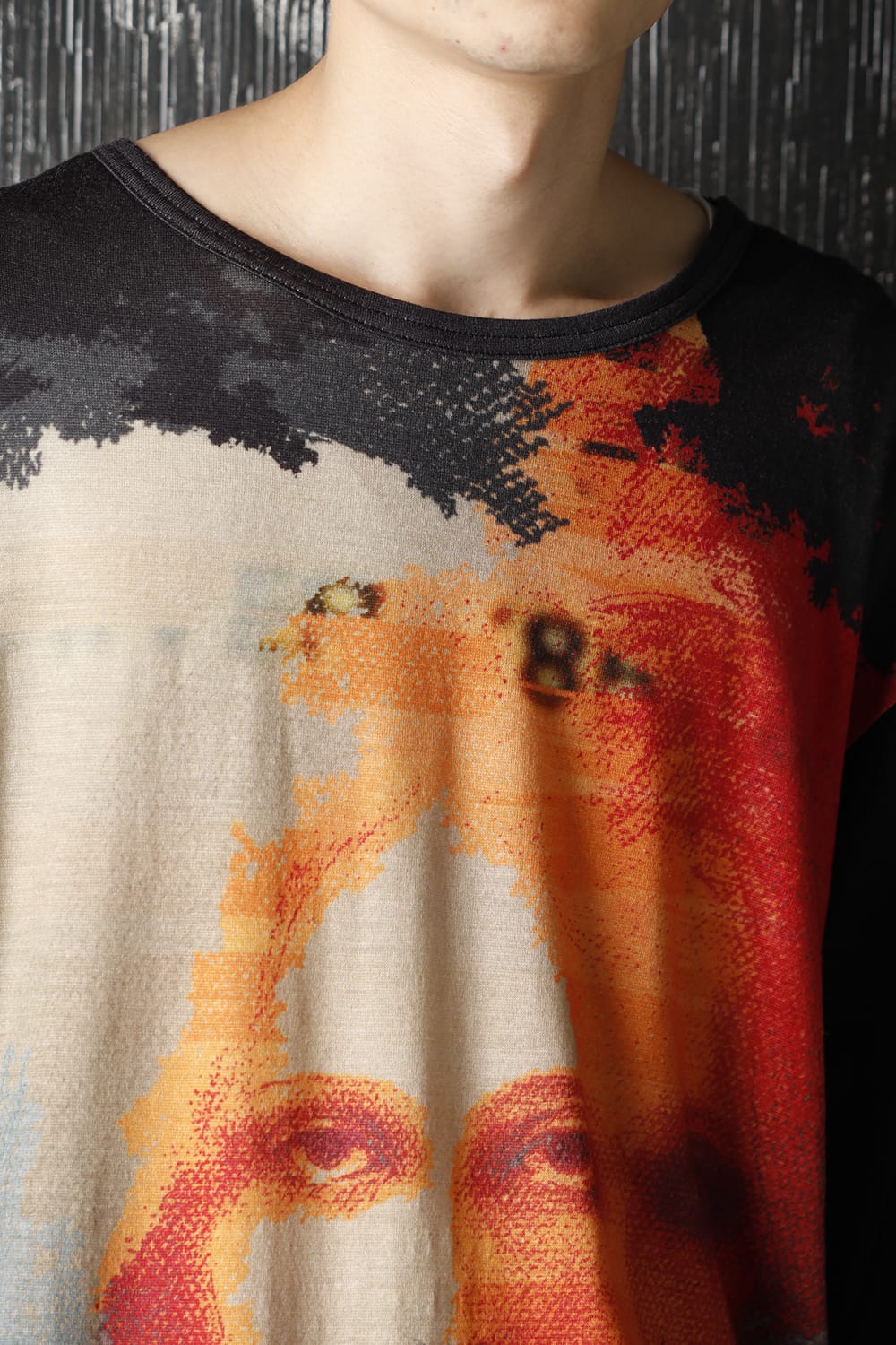 ラウンド ネック 内田すずめ プリント T-シャツ