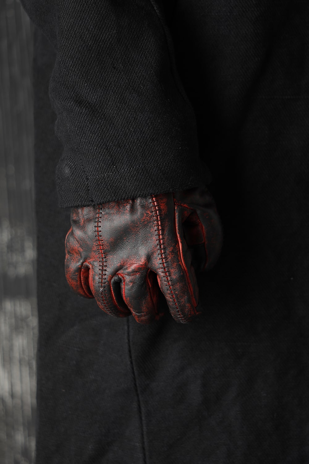 Dusty leaf Horse leather Over lock gloves Red