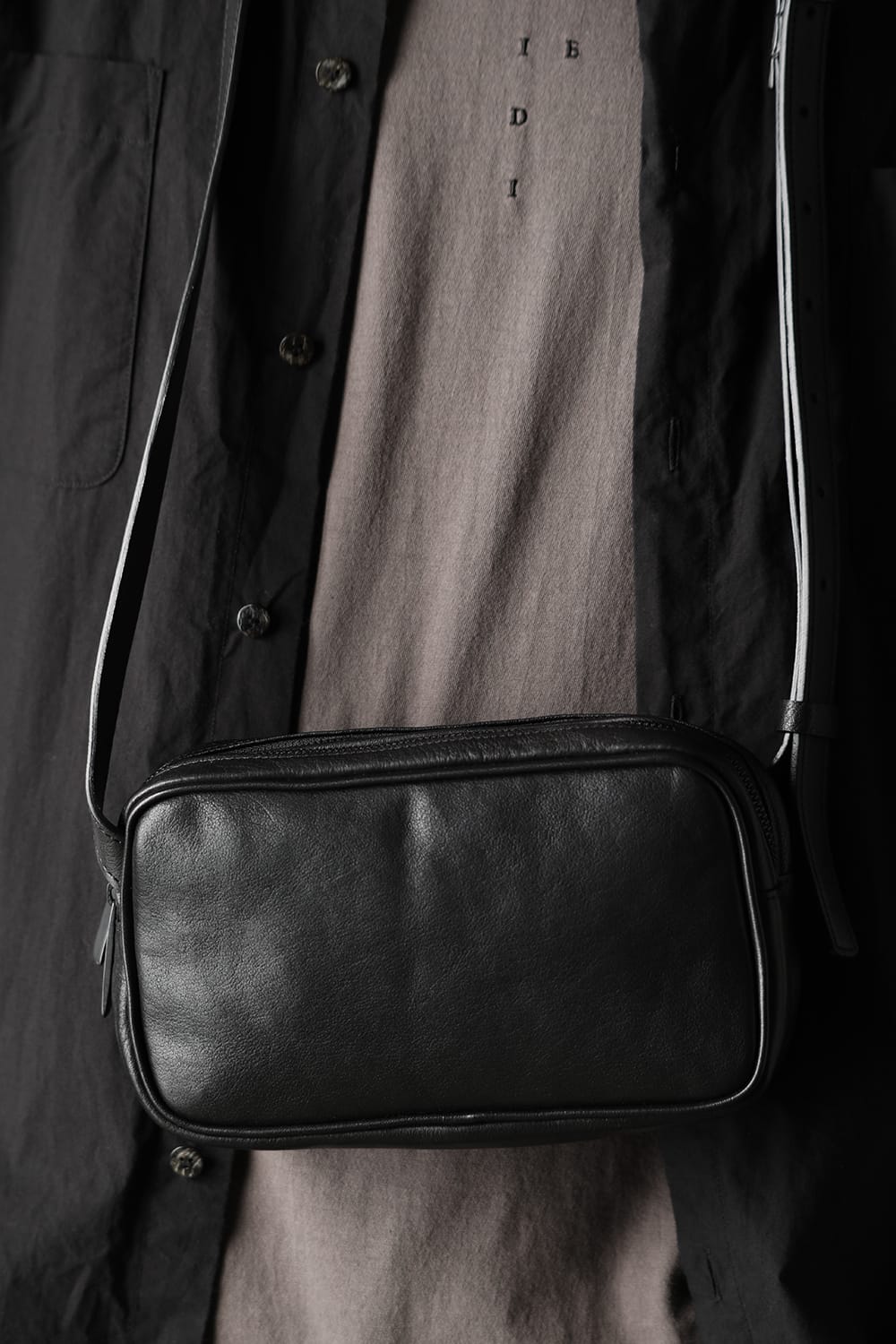 Leather shoulder bag 'double zip'