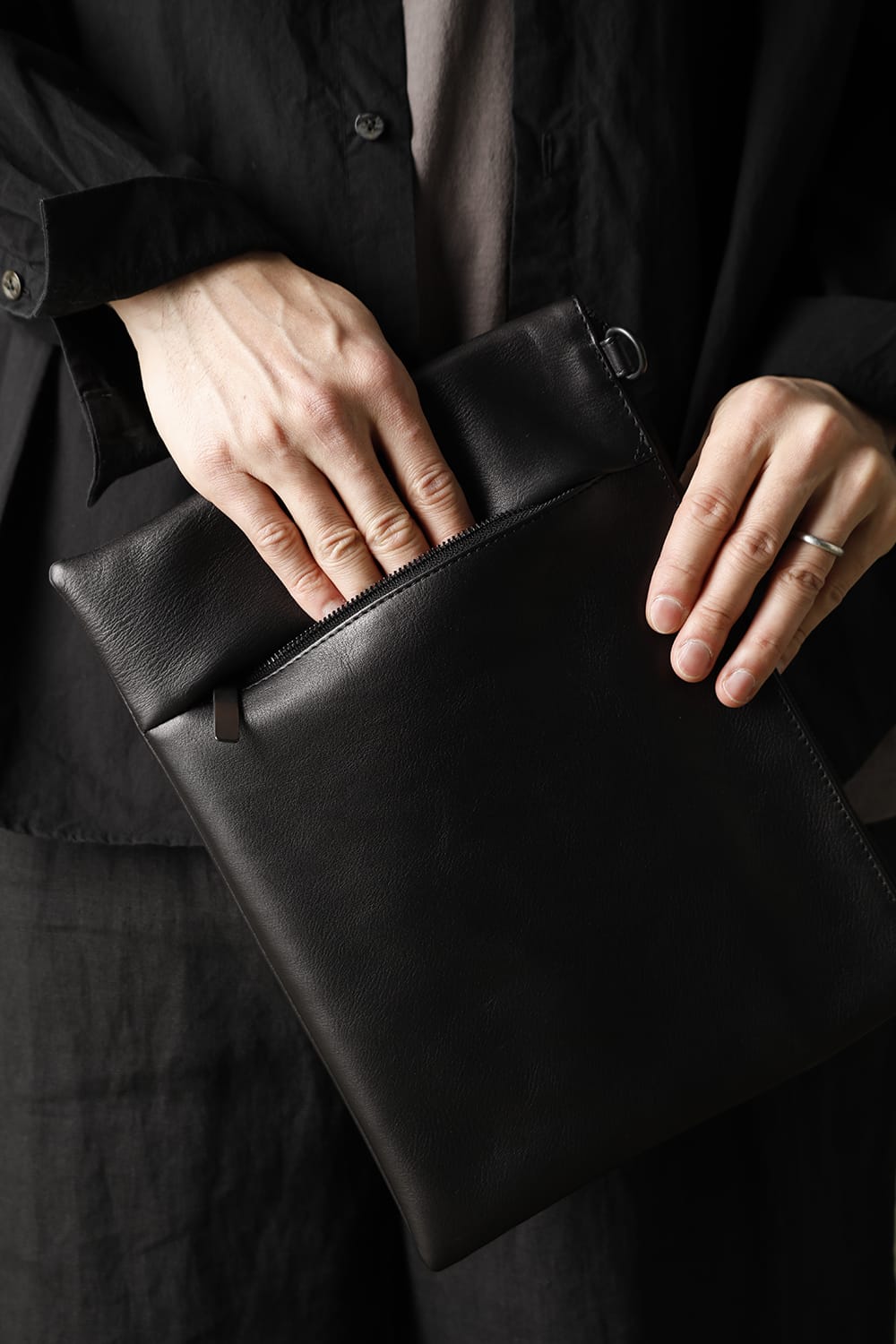 Leather shoulder bag 'grande poche' sacoche