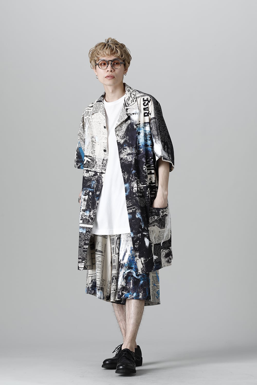 Newspaper Asakura Pattern Half Pants