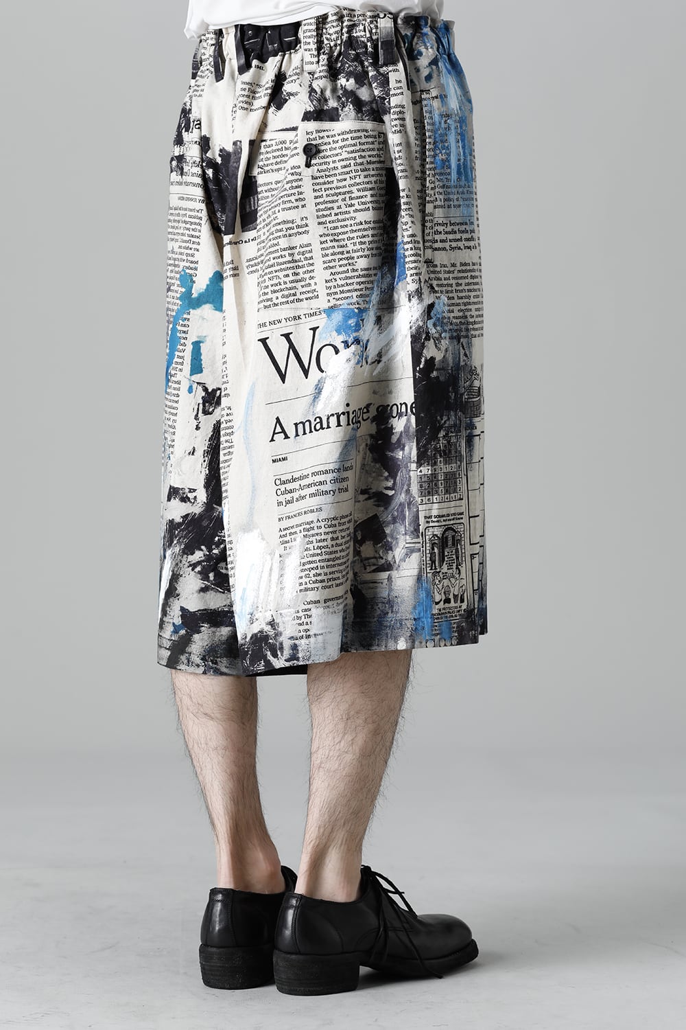 Newspaper Asakura Pattern Half Pants