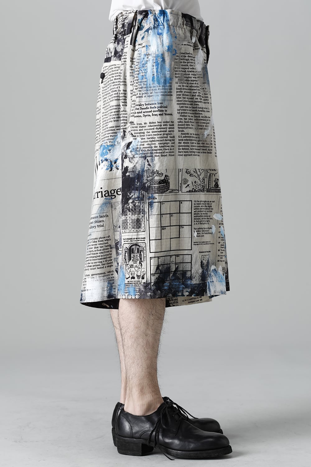 Newspaper Asakura Pattern Half Pants