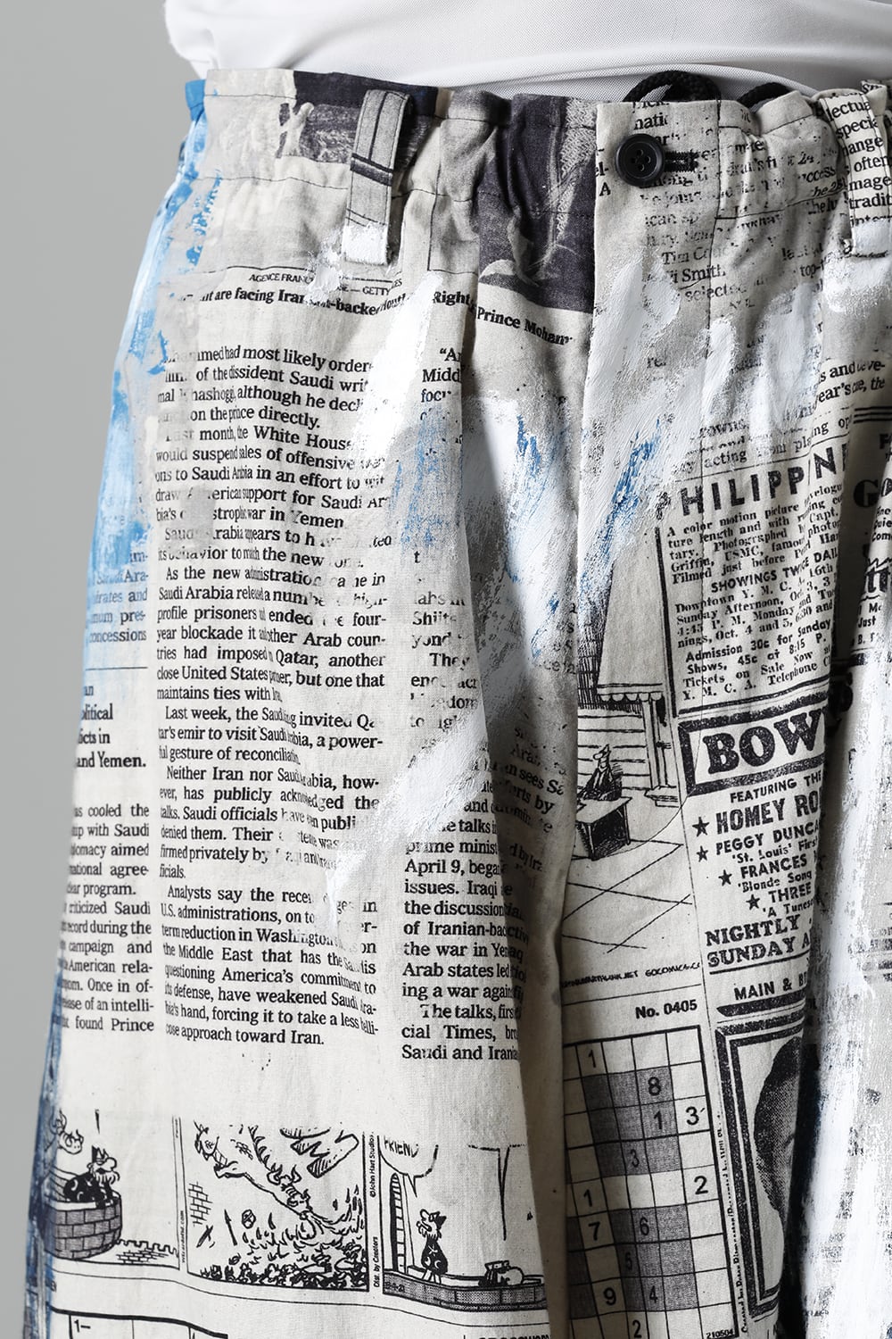 Newspaper Asakura Pattern Half Pants
