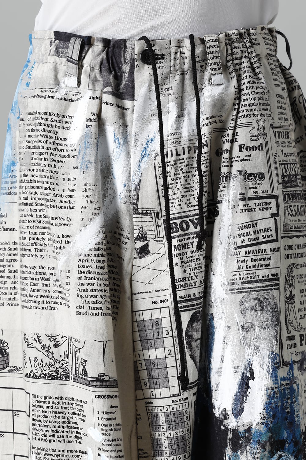 Newspaper Asakura Pattern Half Pants