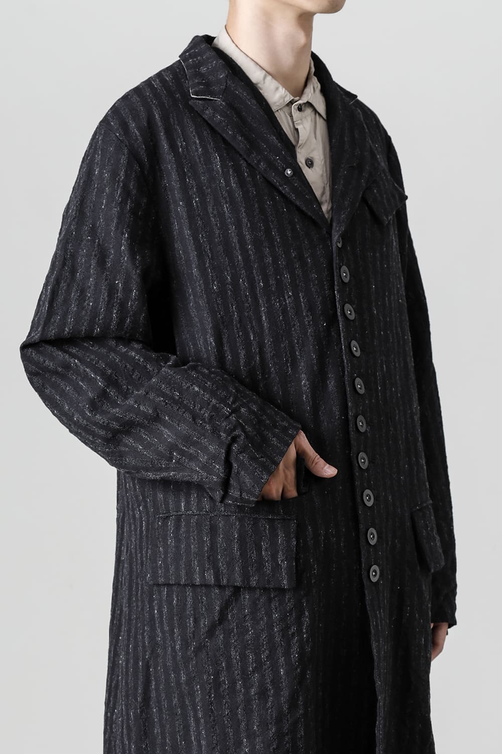 Old Coat - Blurred Stripe