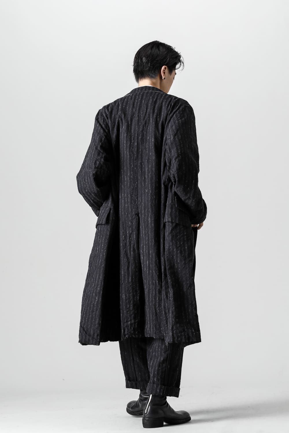 Old Coat - Blurred Stripe