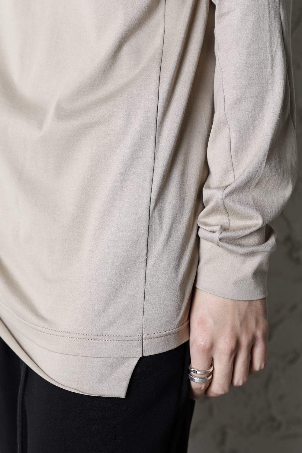 ロングスリーブ エジプシャン コットン ジャージー (SUVIN) ライトベージュ