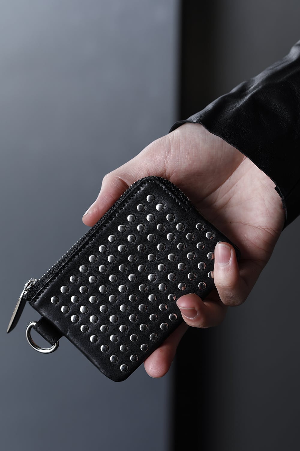 Leather coin case 'all-studs' Silver
