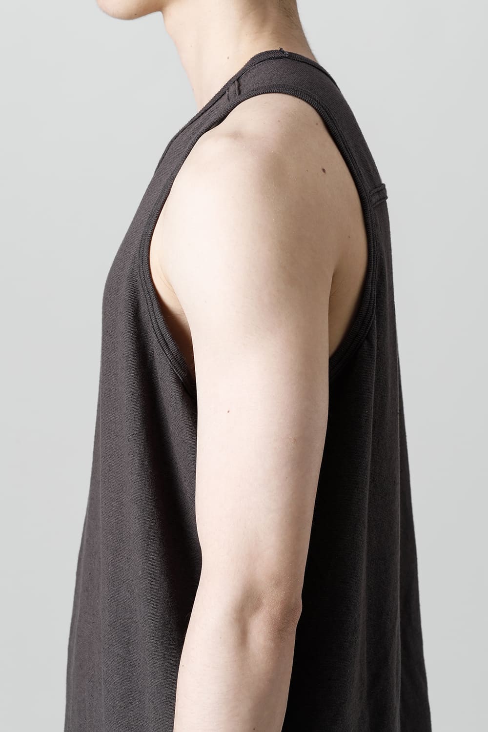 TANK TOP BLACK