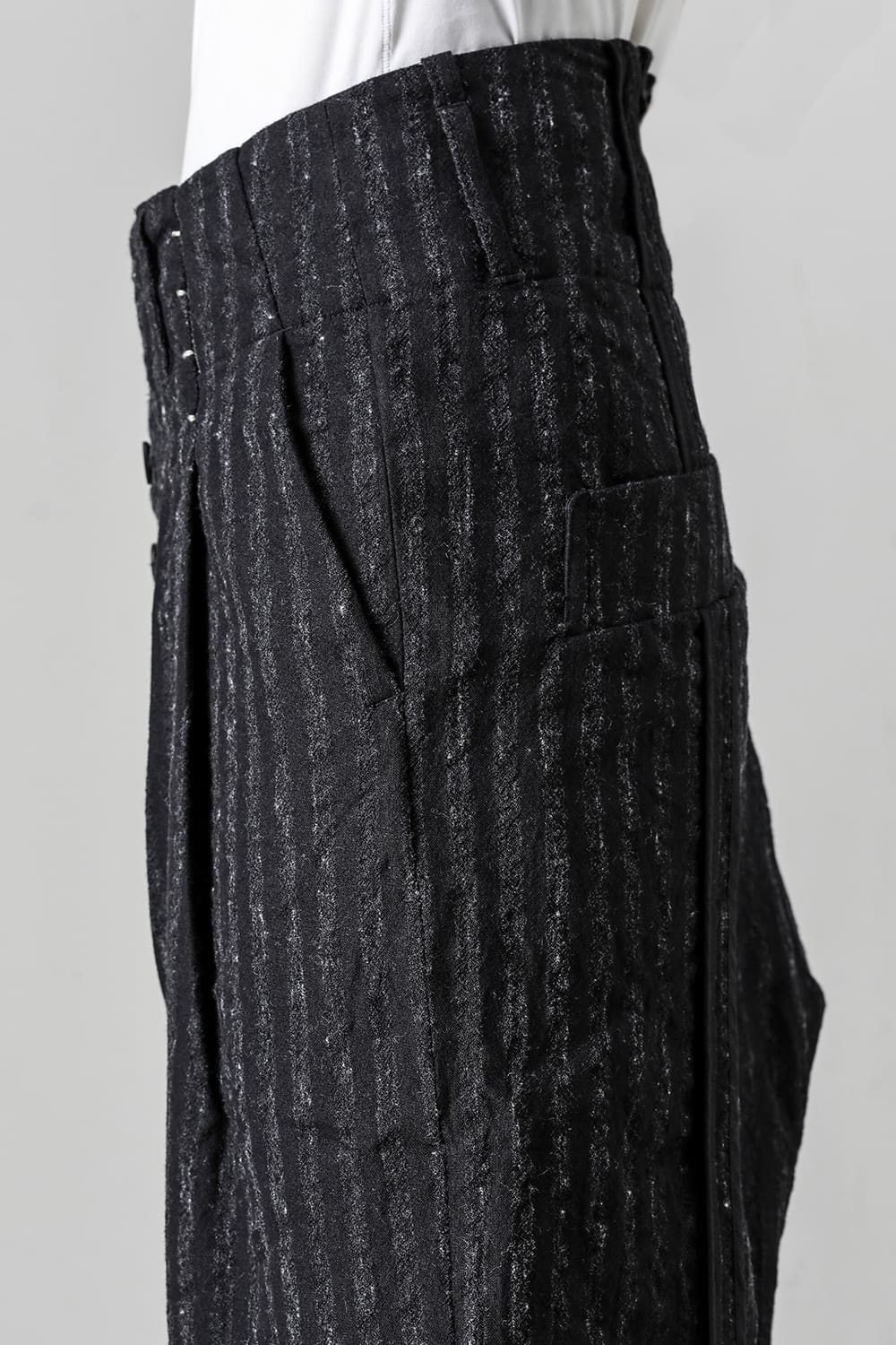 リメーク＆リサイズ コンストラクテッド トラウザーズ - ブラード