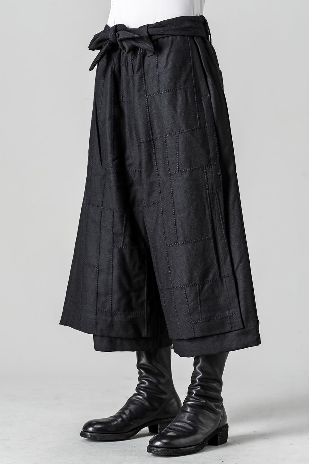 レイヤード ファークロア トラウザーズ - クロス スティッチト