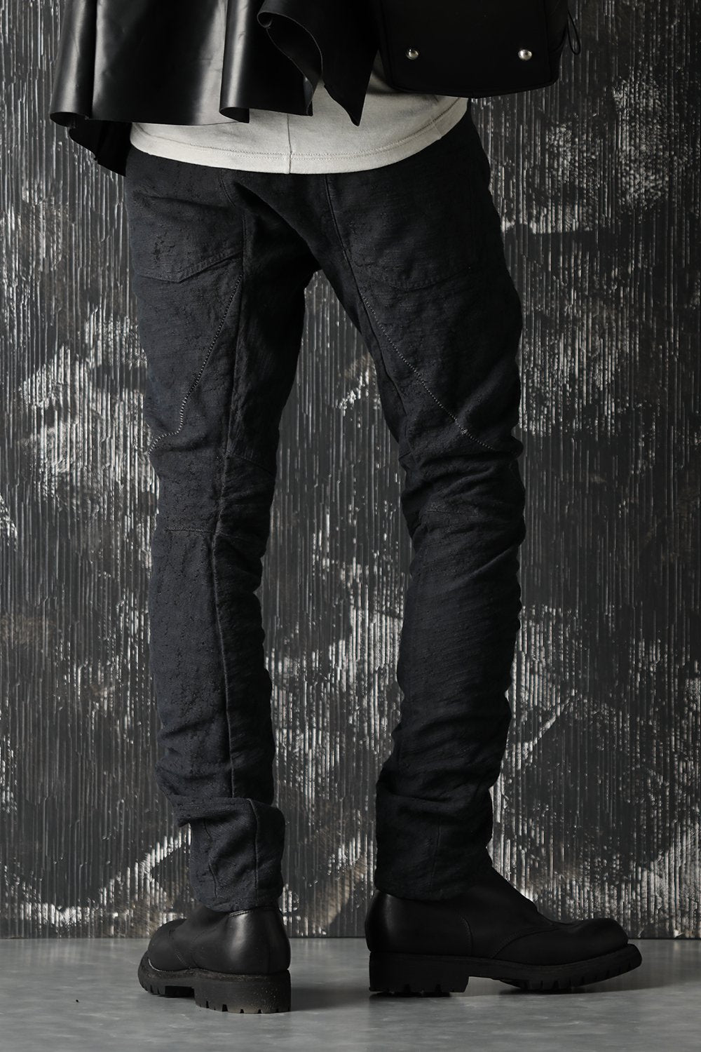 Slub Jacquard Denim 3D Curved Slim Pants Charcoal