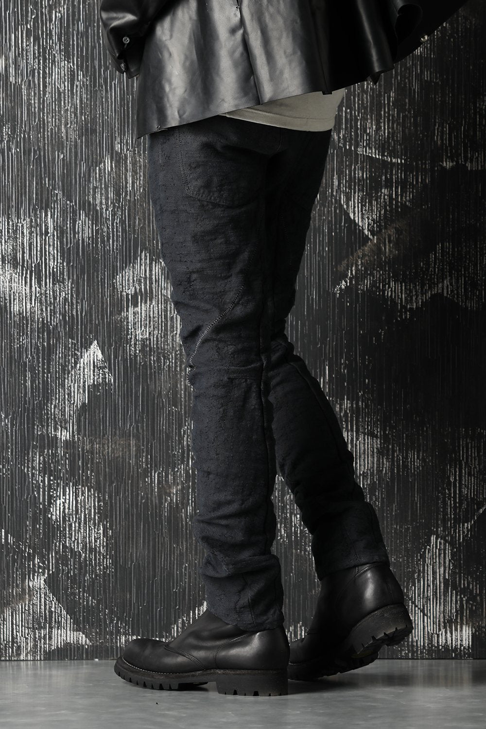 Slub Jacquard Denim 3D Curved Slim Pants Charcoal