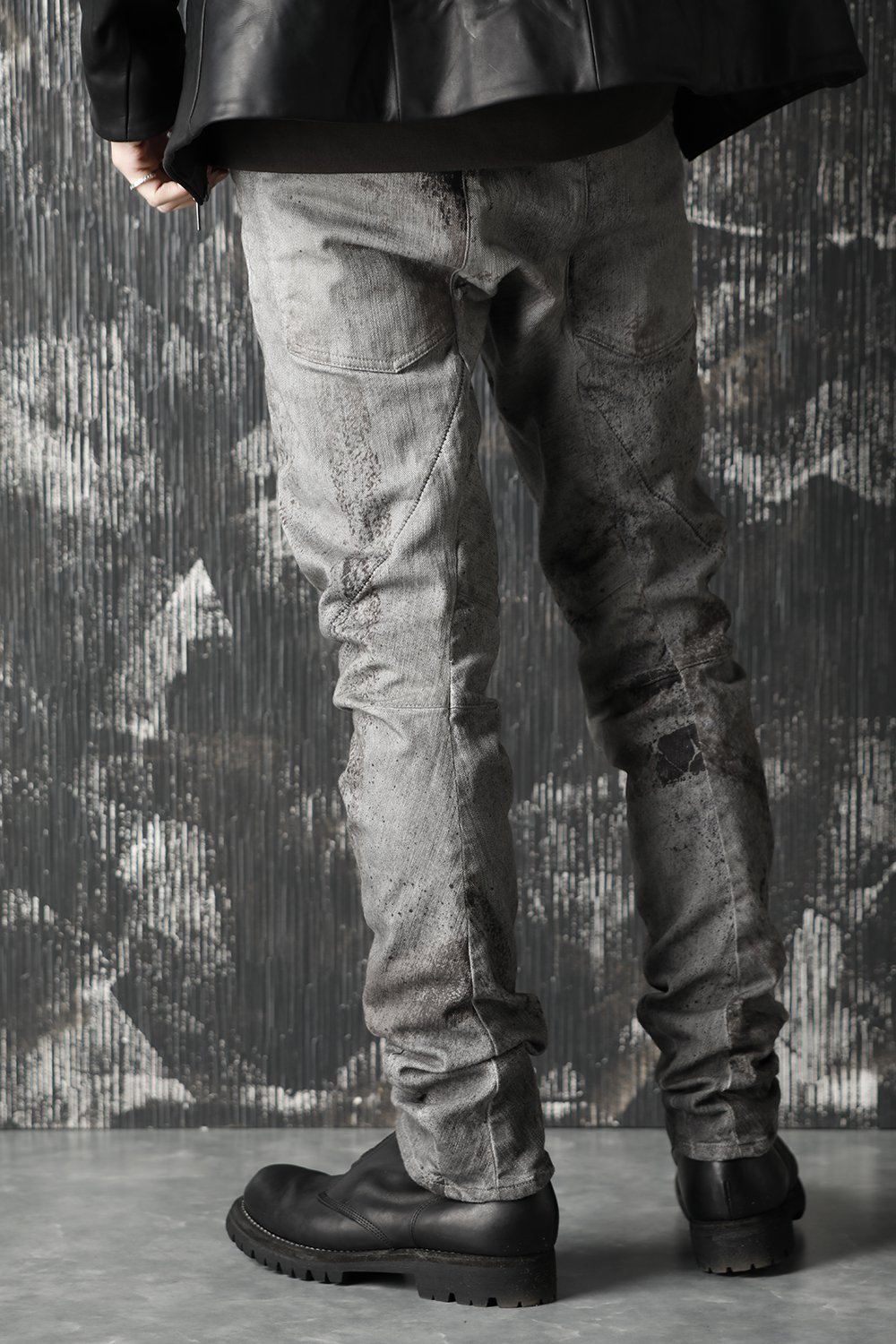 Over Cold Dye Print 3D Curved Slim Pants