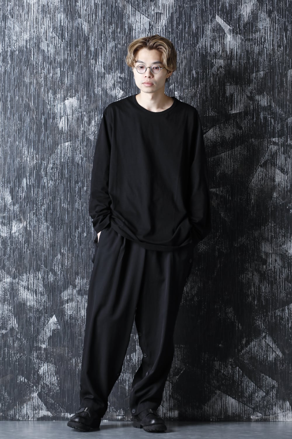 Round neck Long sleeve T-Shirt Black