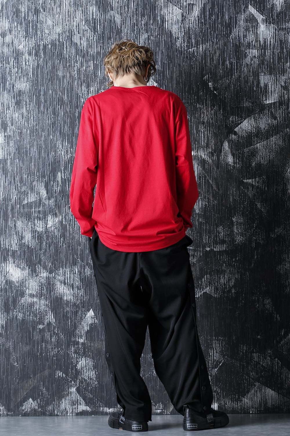 ラウンドネック ロングスリーブTシャツ レッド