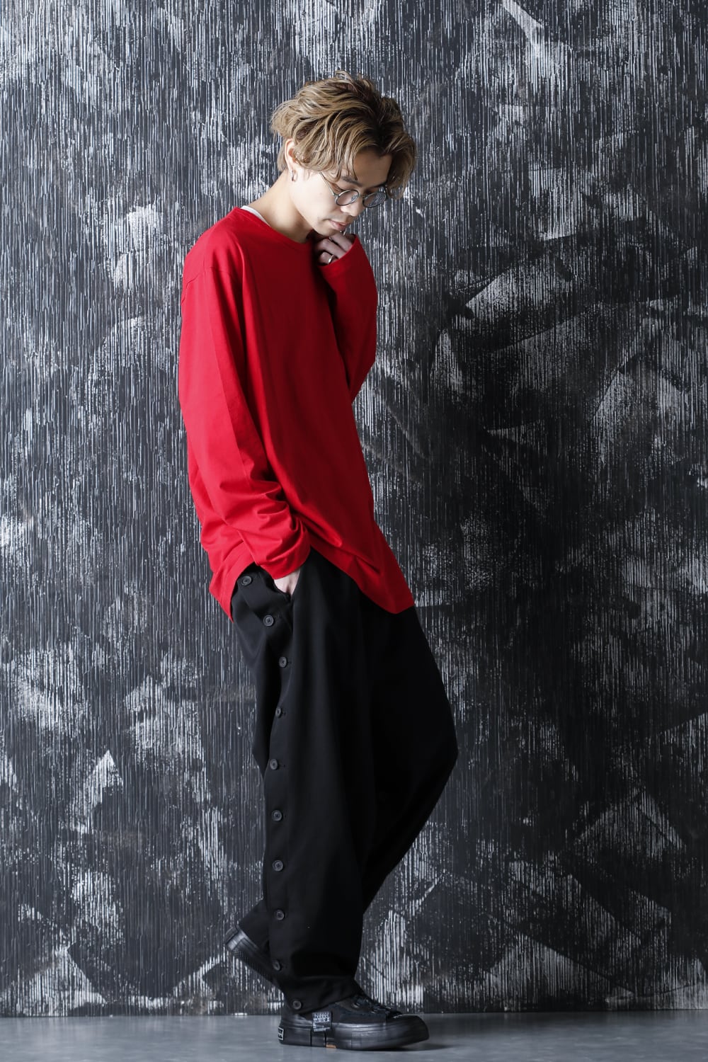 ラウンドネック ロングスリーブTシャツ レッド