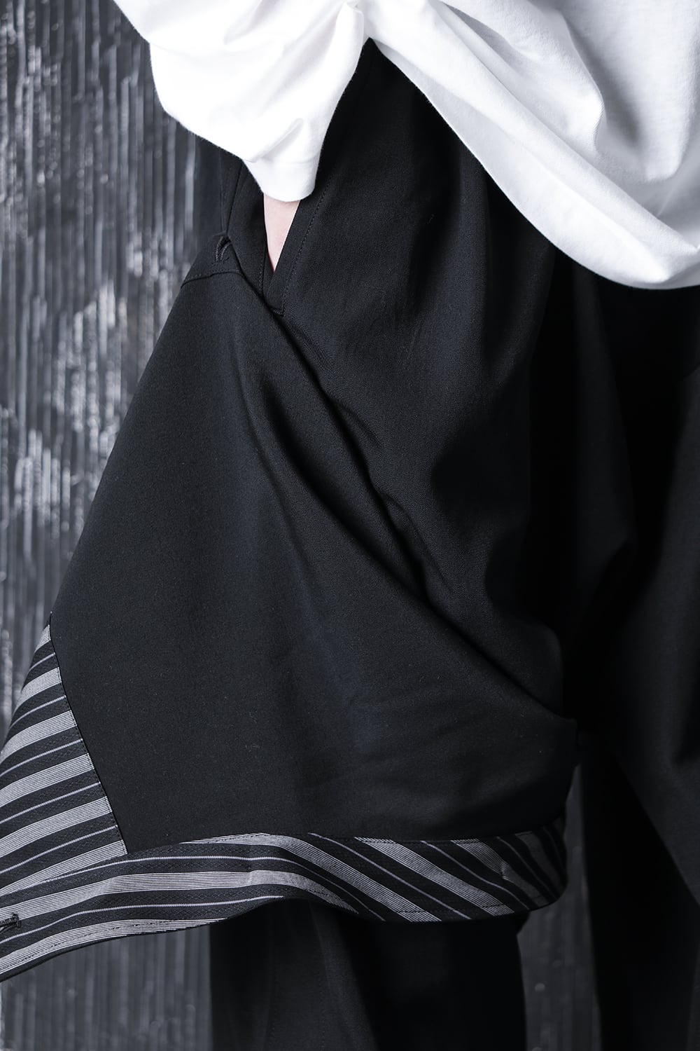 Front cover Wrinkle gabardine Pants