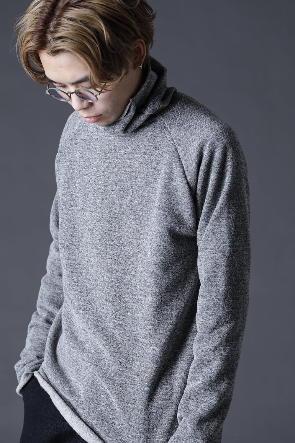 イタリア マペル ウールニットボトルネック グレーベージュ