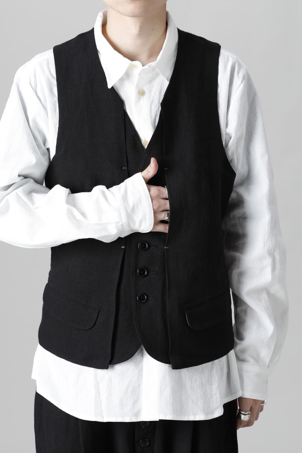 REVOLT Wool Linen Vest