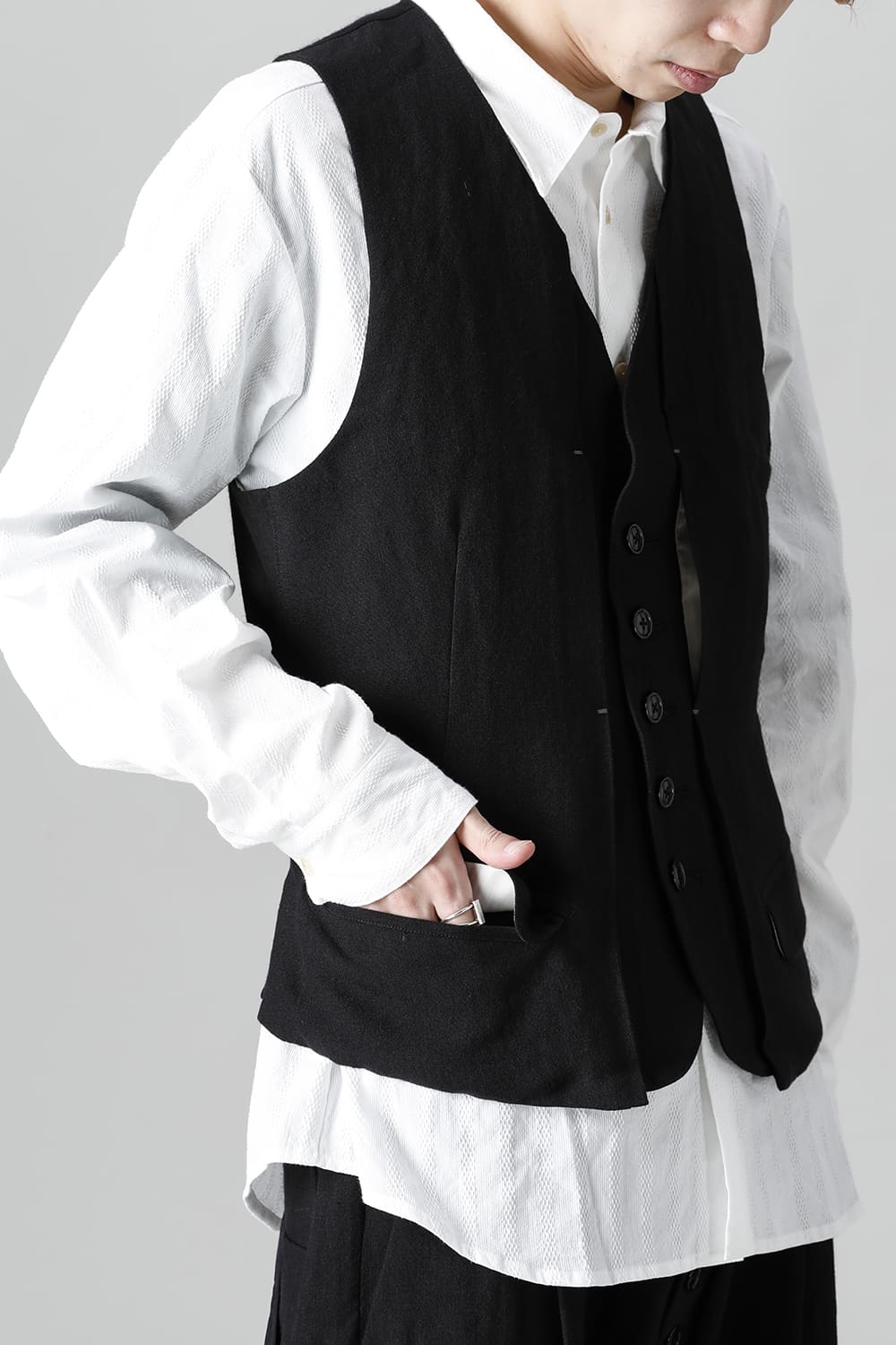 REVOLT Wool Linen Vest