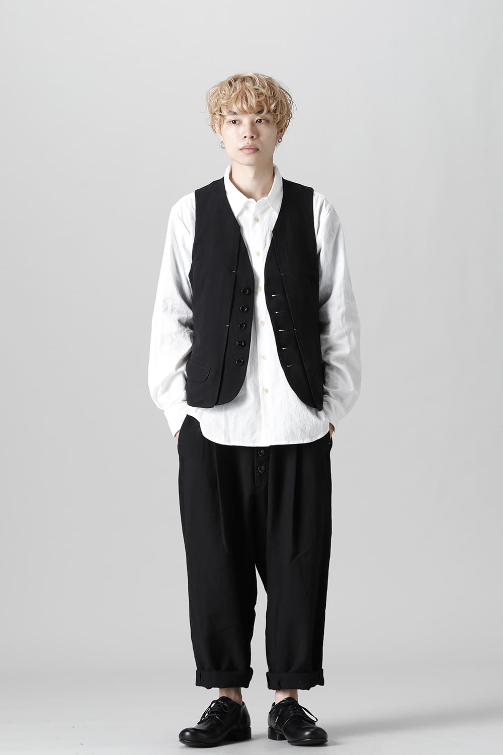 REVOLT Wool Linen Vest