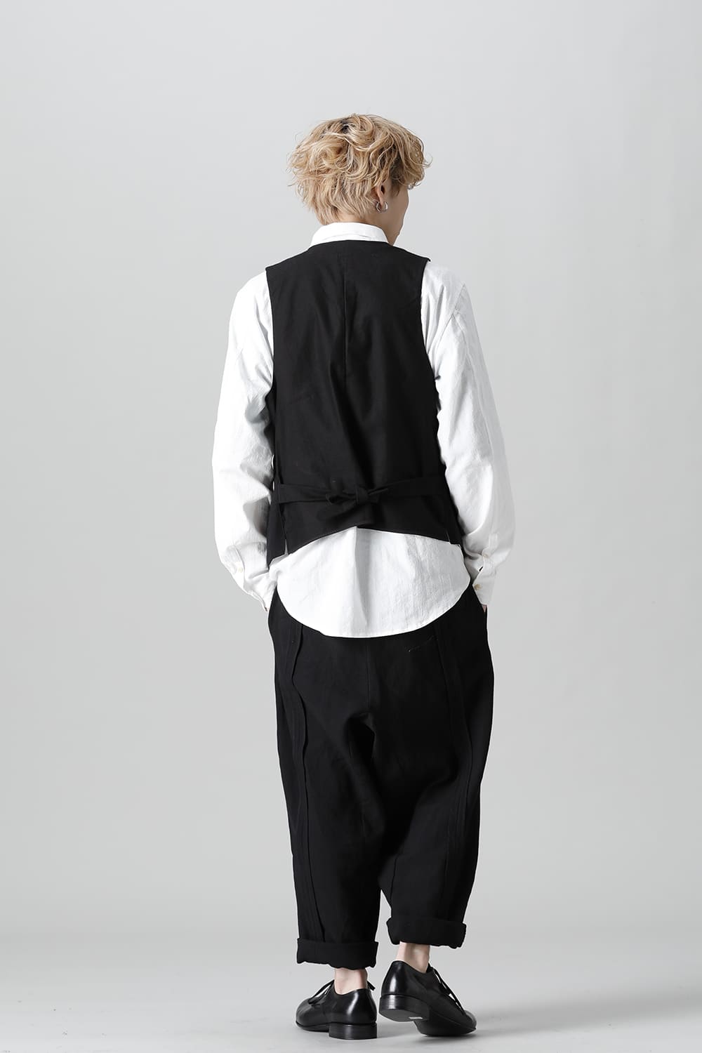 REVOLT Wool Linen Vest