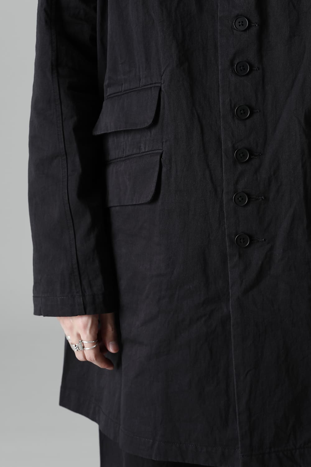 CUT-CHRONO Middle Coat  Black