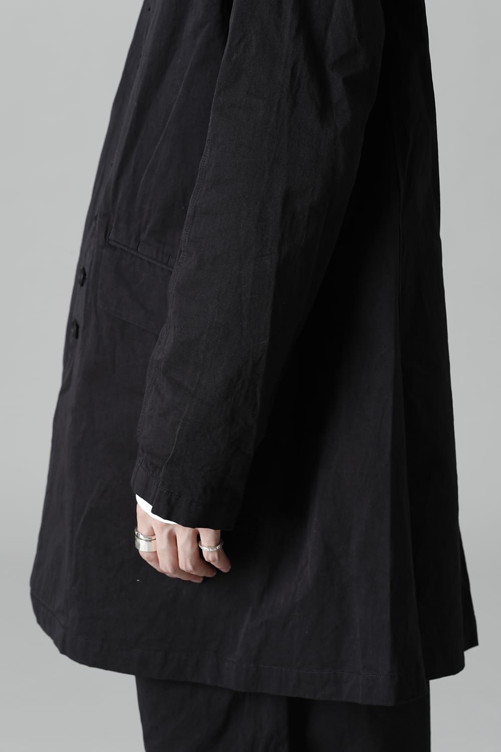 CUT-CHRONO Middle Coat  Black