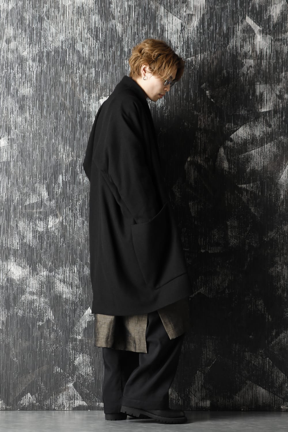 AINU Collar Coat Black Yak Wool