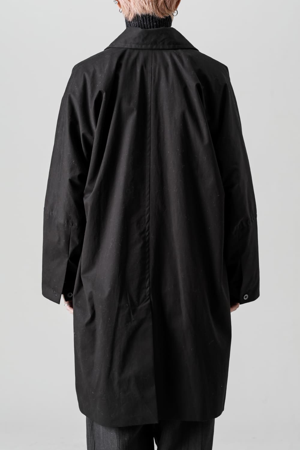 COAT#27 BLACK COATED TWILL