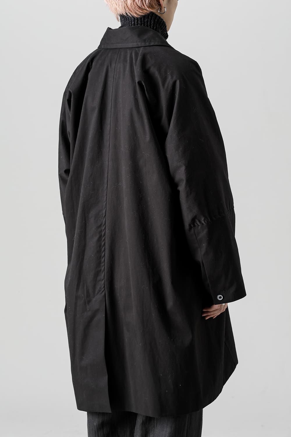 COAT#27 BLACK COATED TWILL