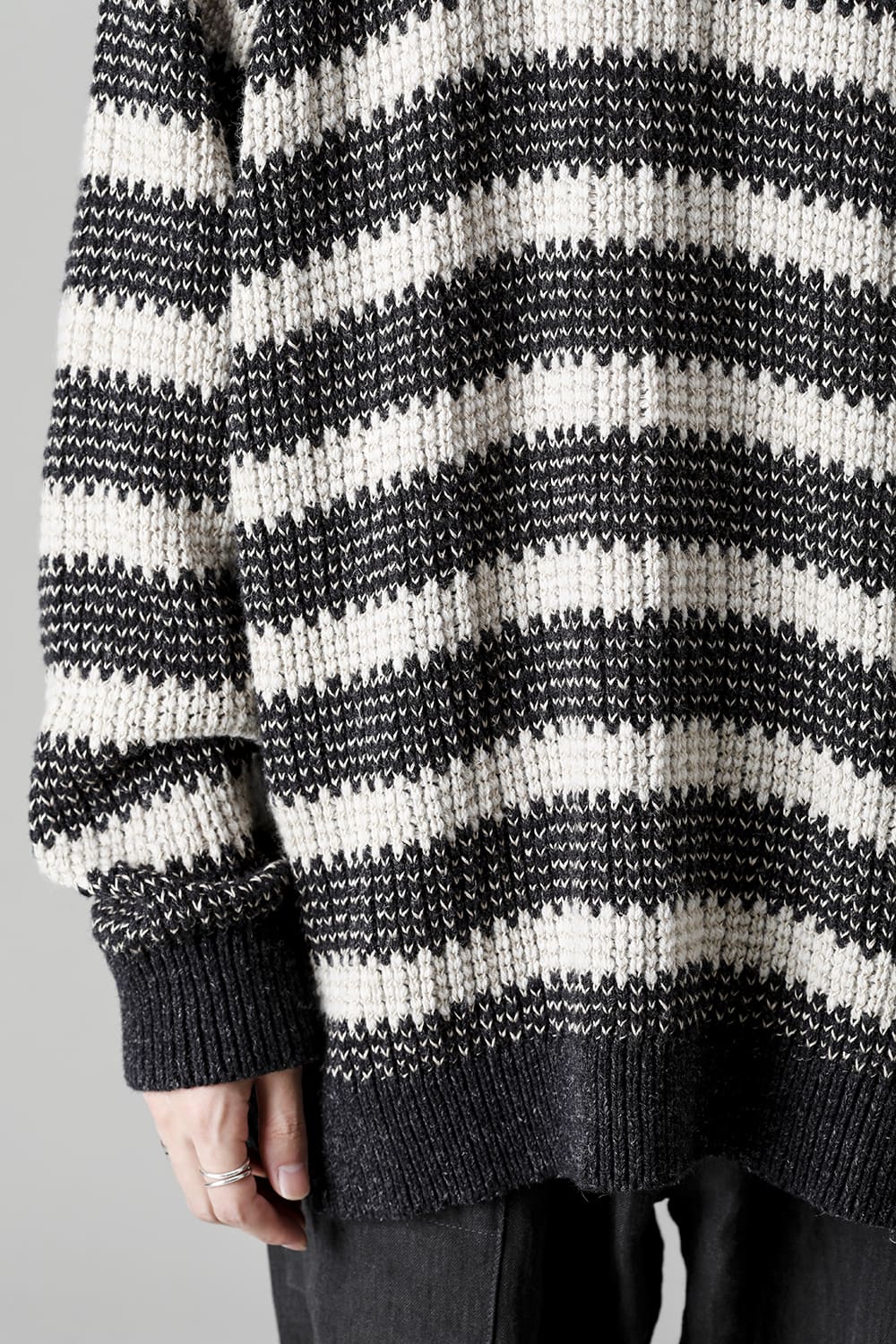 KNIT#57 BLACK MELE/NATURAL STRIPE