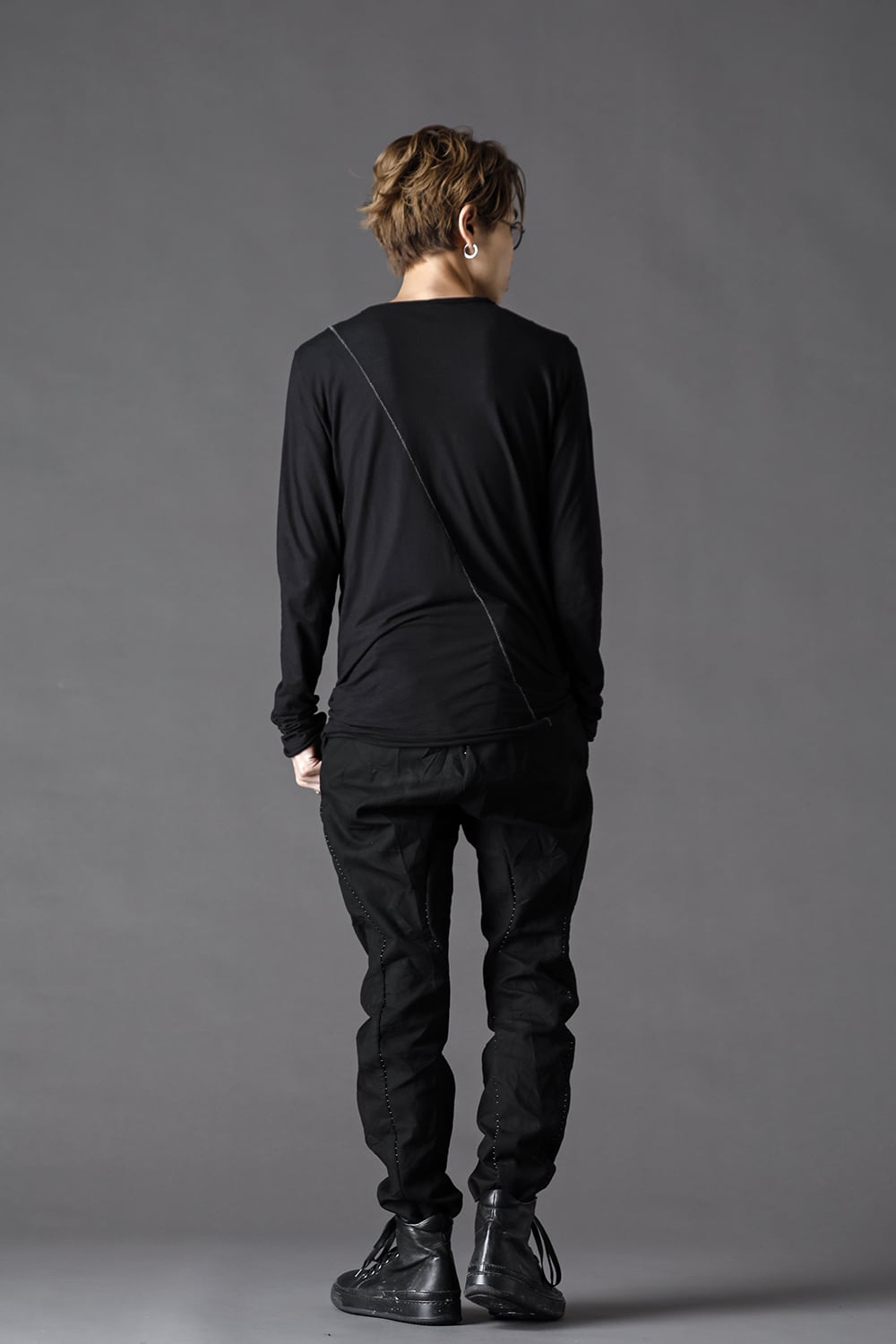 SCRUNCHED CURVED KNEE TROUSERS